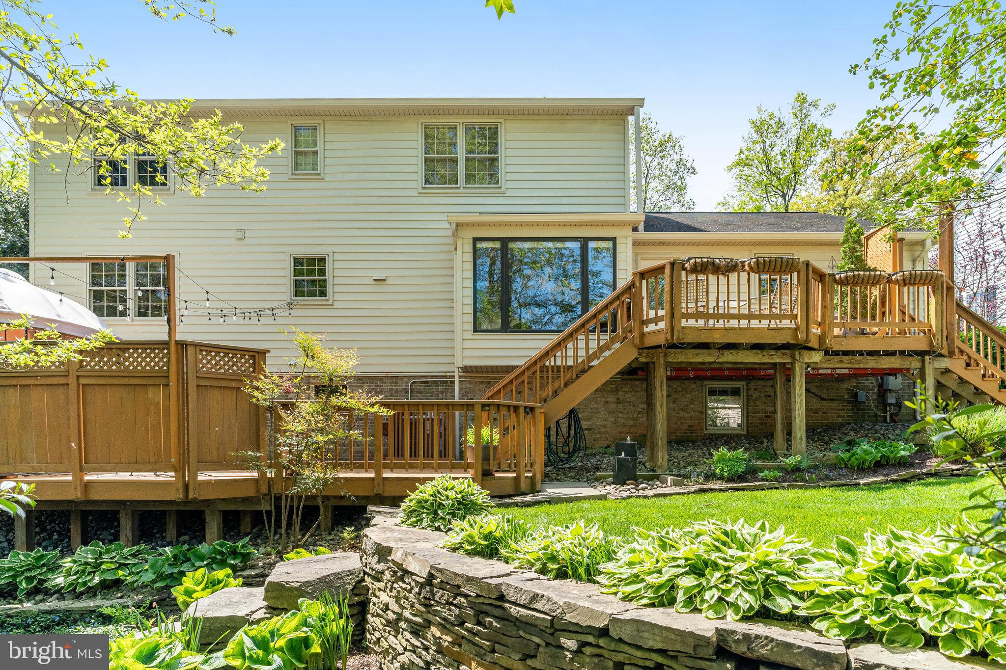 SOMERSET SOUTH - Residential