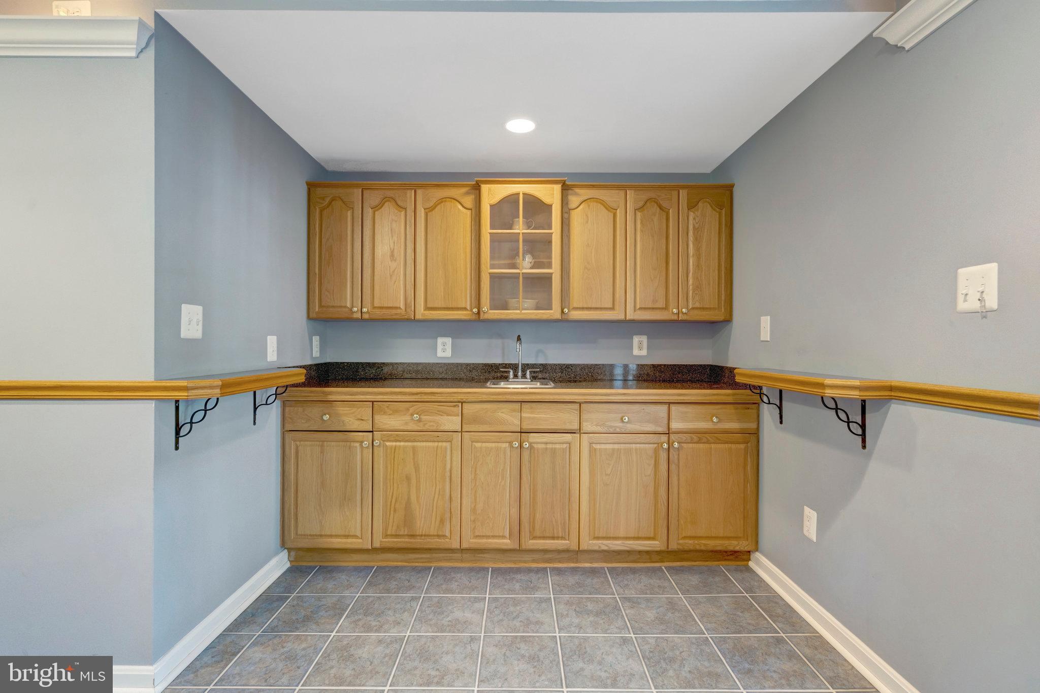 SOMERSET SOUTH - Residential