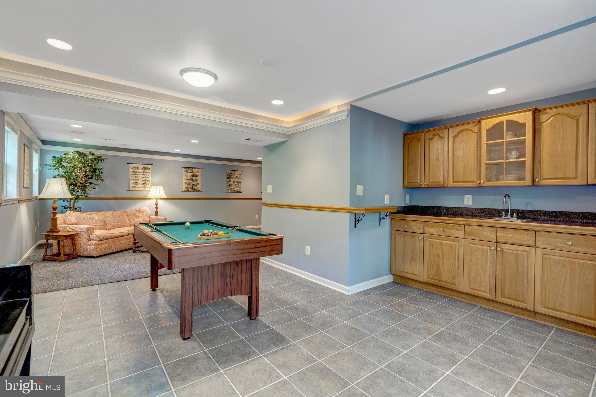 SOMERSET SOUTH - Residential