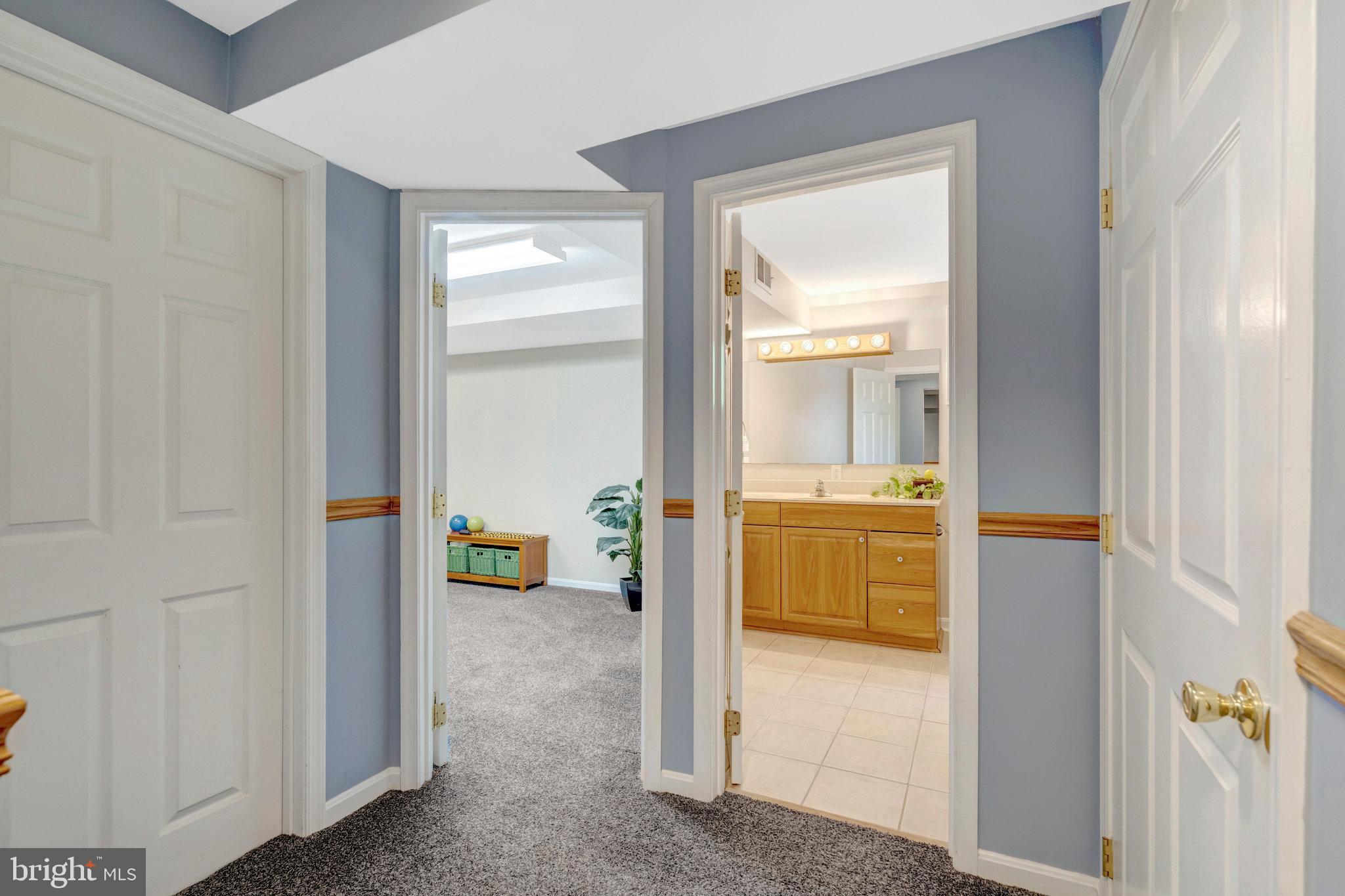 SOMERSET SOUTH - Residential