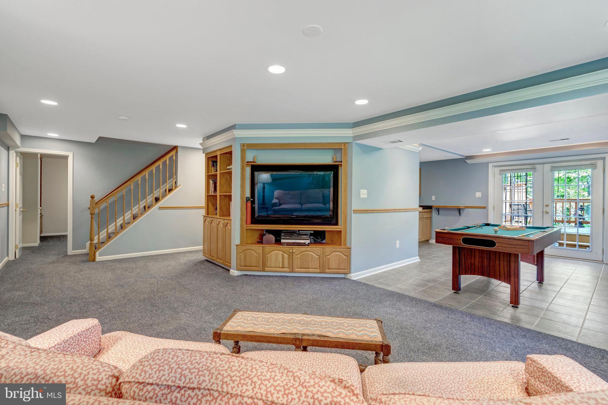 SOMERSET SOUTH - Residential