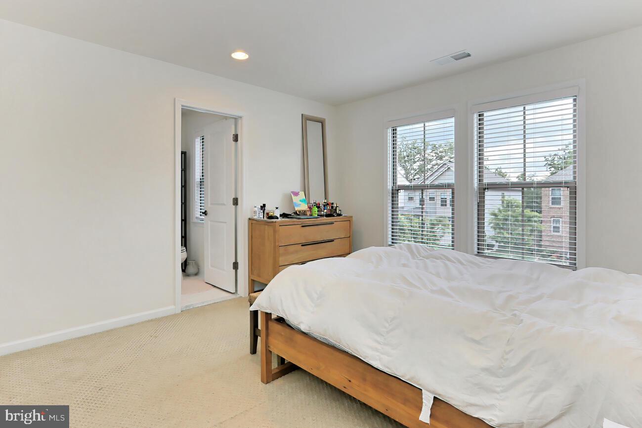 EASTVIEW AT STONE RIDGE - Residential