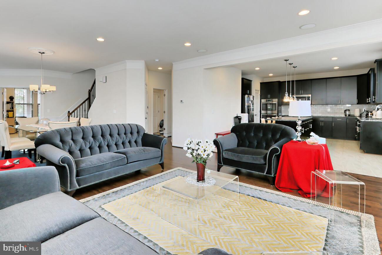 EASTVIEW AT STONE RIDGE - Residential