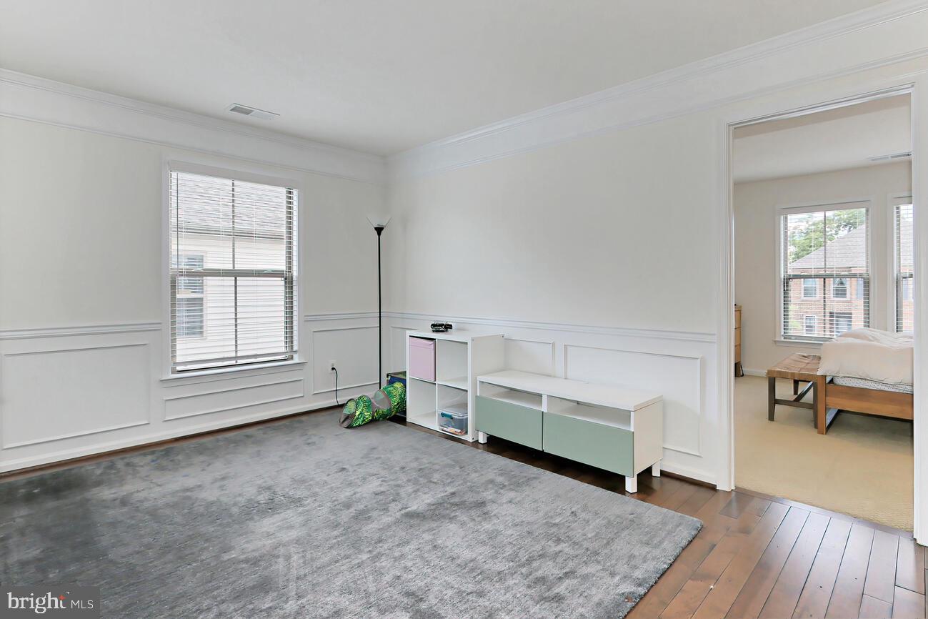 EASTVIEW AT STONE RIDGE - Residential