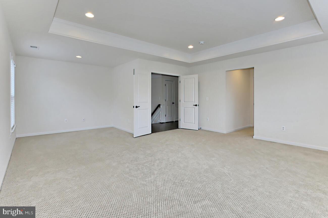 EASTVIEW AT STONE RIDGE - Residential