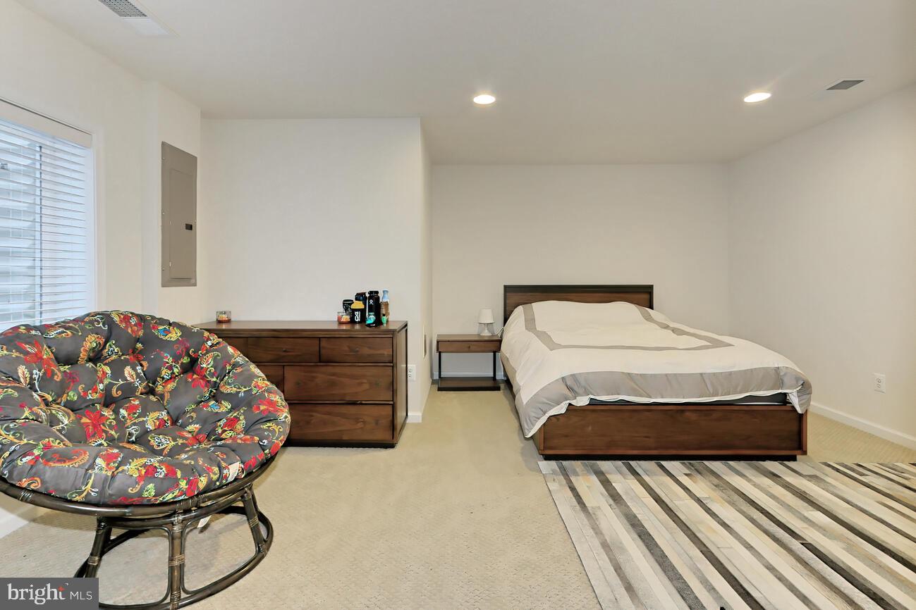 EASTVIEW AT STONE RIDGE - Residential