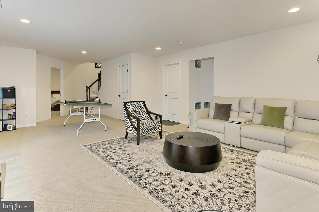 EASTVIEW AT STONE RIDGE - Residential