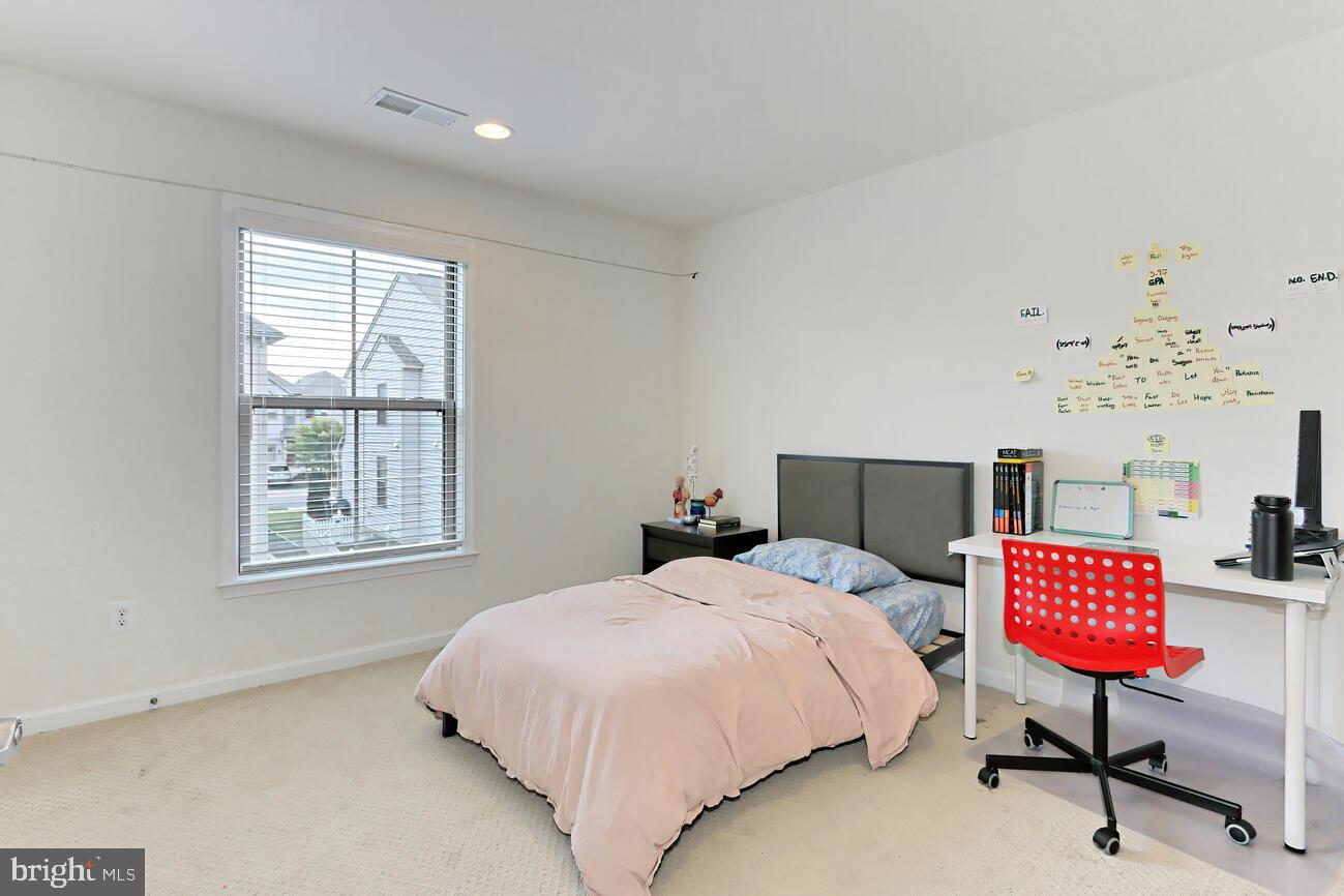 EASTVIEW AT STONE RIDGE - Residential