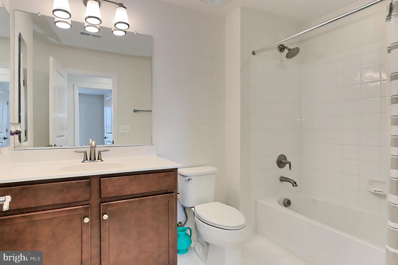 EASTVIEW AT STONE RIDGE - Residential