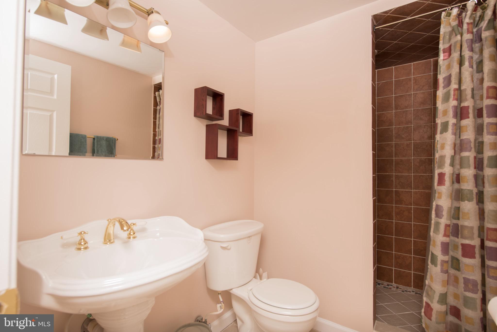 GUM SPRINGS FARM - Residential