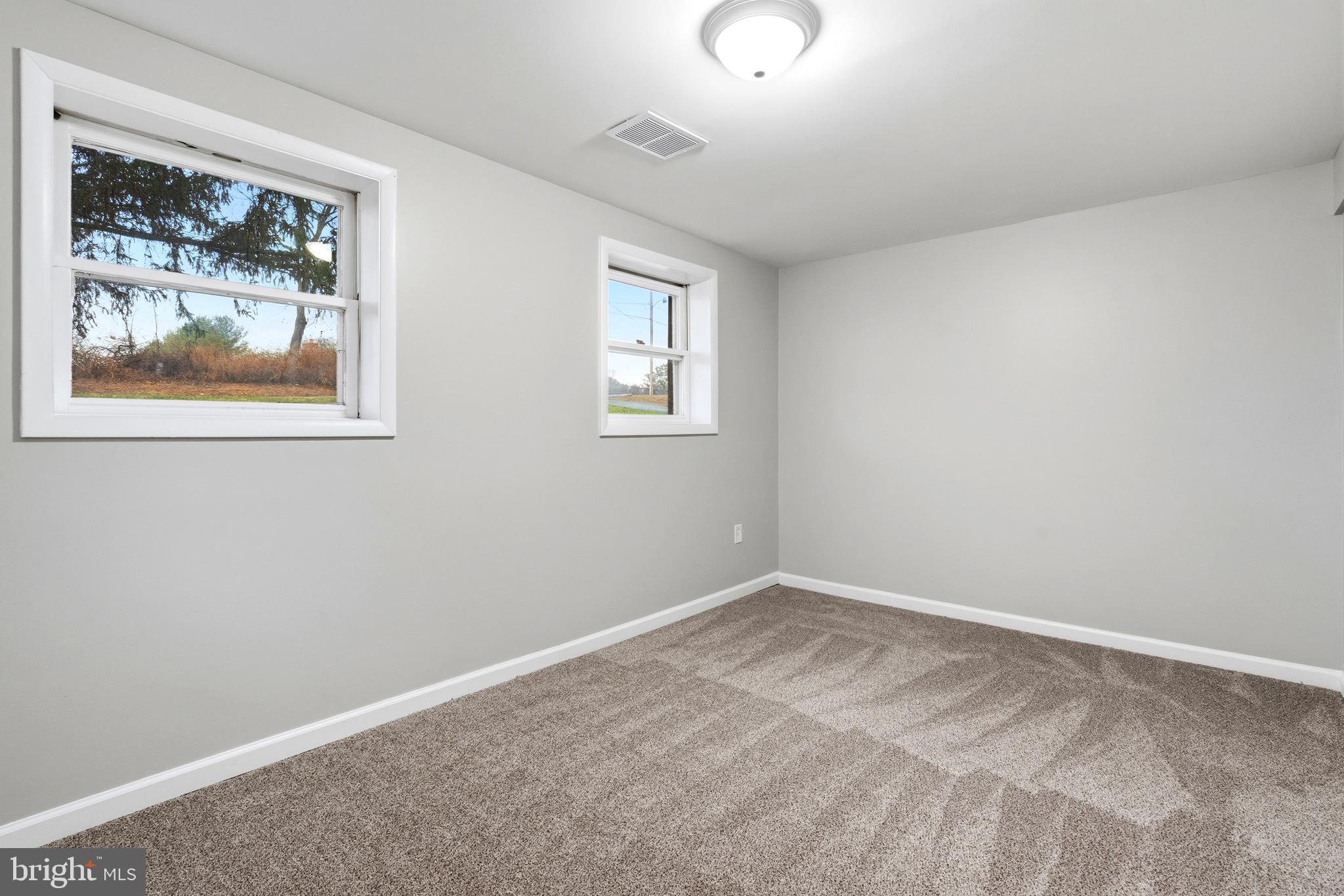 POTOMAC HEIGHTS - Residential