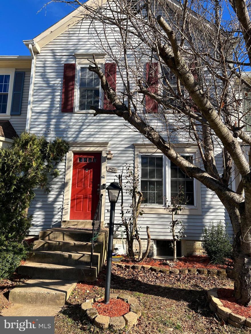 ****Beautiful and updated  town home for rent at  Montclair Subdivision. New flooring, fresh paint, Home features three Bedroom home with two large bedrooms on upper level, both beds has its own bath, The main level has a Large Living and Dining Room Combo. The Kitchen has lots of cabinets and counter space with extra Custom Cabinets. There is a Half Bath on main Level. Lower Level has Recreation Room or Third Bedroom with a Full Bath. Washer and Dryer Convey. Large Deck,  Plenty of Parking. Montclair Community has a 108 acre manmade lake, tennis courts, baseball fields, walking trails, tot lots ,and basketball courts. Very convenient,  close to commuter lots, bus stops, and VRE. Owner is a license agent