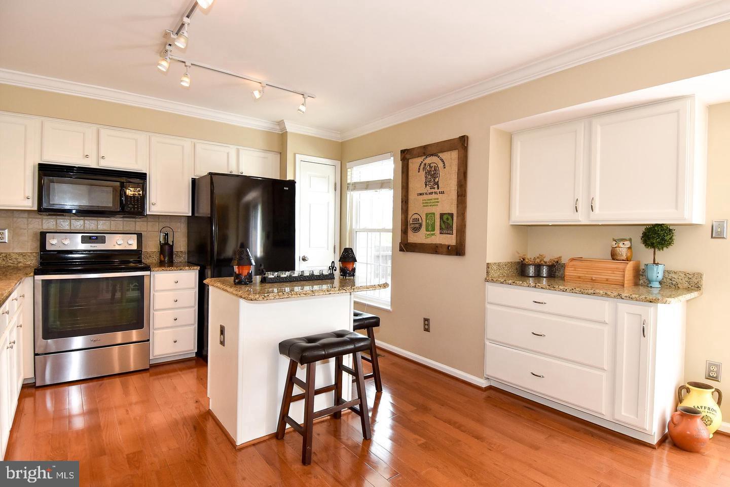 KINGSTOWNE - Residential Lease