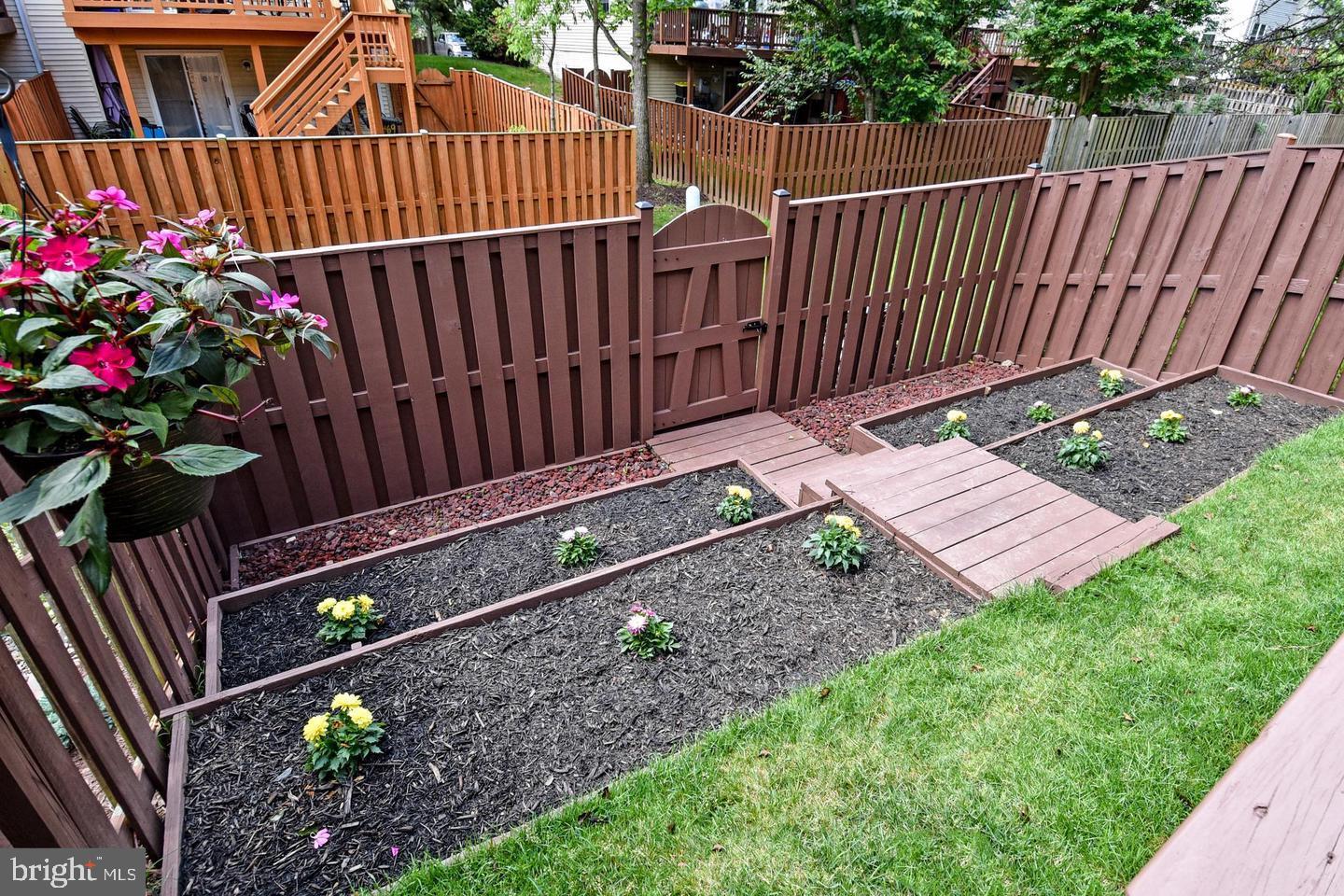 KINGSTOWNE - Residential Lease