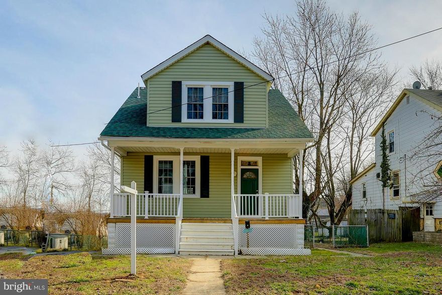 Buyer fell through so now it can be YOURS! NEW ROOF, NEW SIDING, NEW PORCH,NEW HVAC, NEW ELECTRICAL, NEW WINDOWS & DOORS, NEW PLUMBING & APPLIANCES! This immaculate home is move right in ready; 3 bedrooms w/big closets on upper level plus full bedroom & rec room in lower & A/C! SEE PAST INSPECTION REPORT UPLOADED IN DOCS, grayed responses are SATISFACTORY did not scan well.