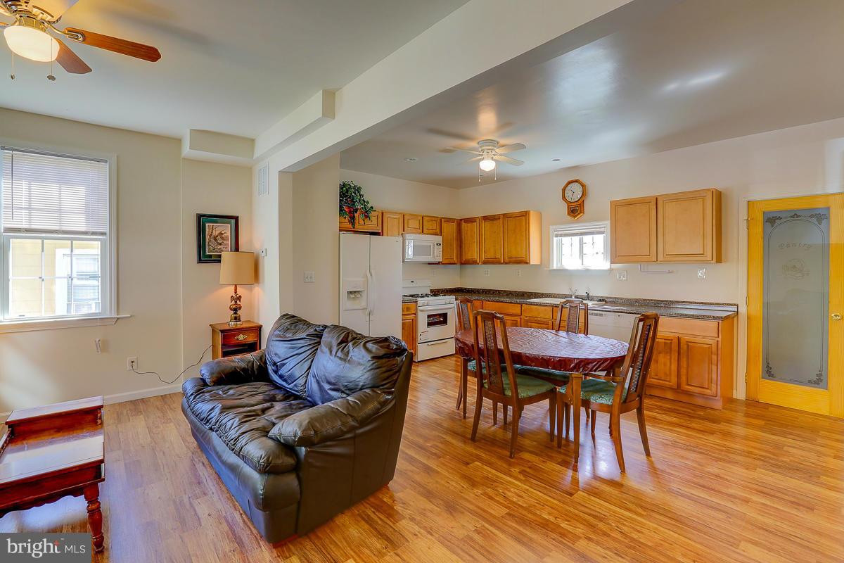 GARDENVILLE - Residential