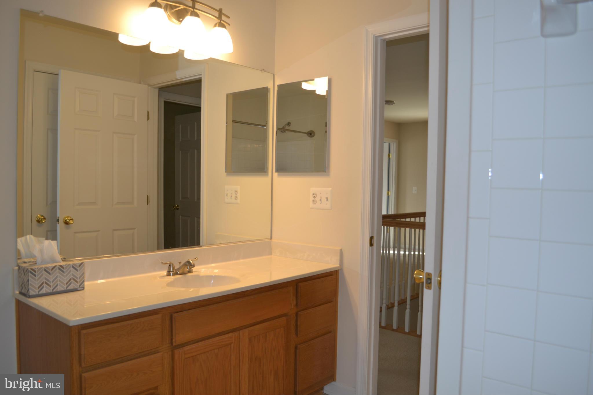 RIVER WALK - Residential Lease