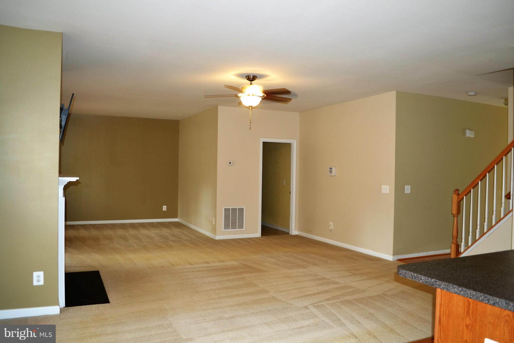 RIVER WALK - Residential Lease