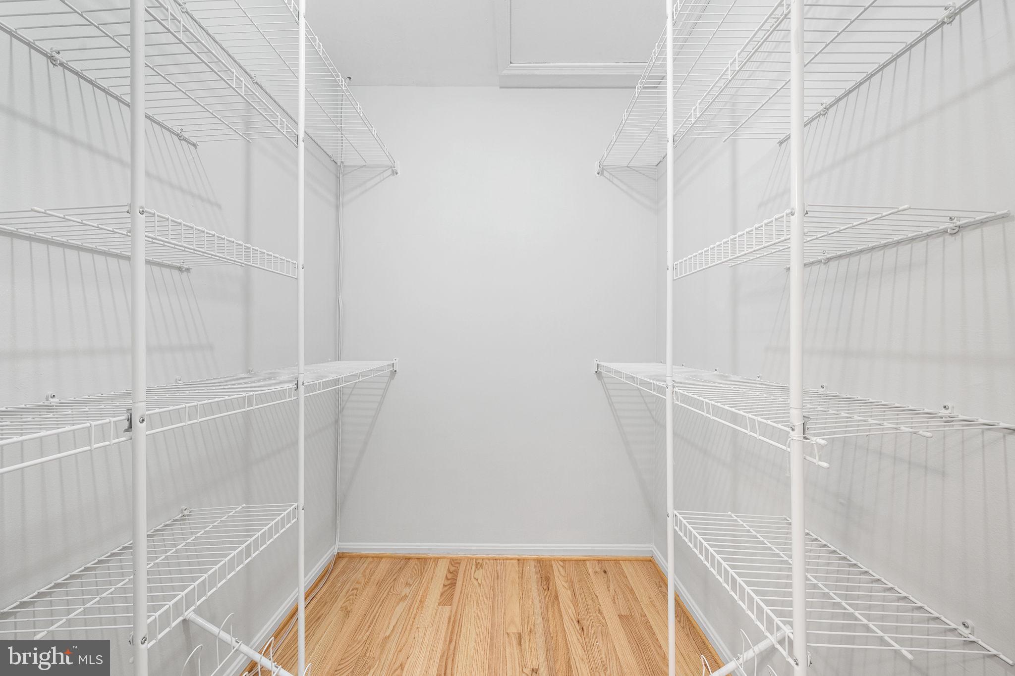 ORANGE HUNT ESTATES WEST - Residential