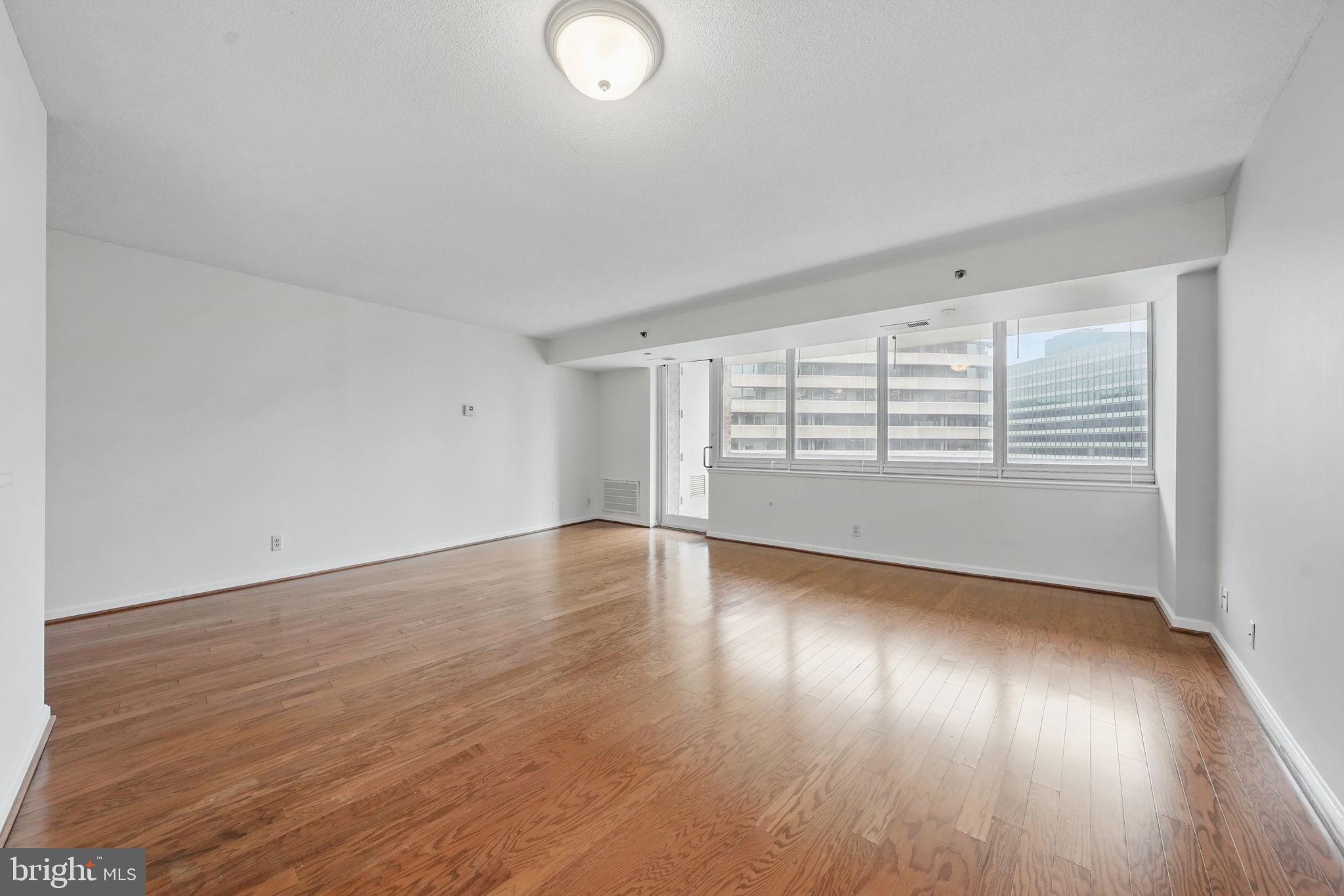1805 CRYSTAL DRIVE 617S