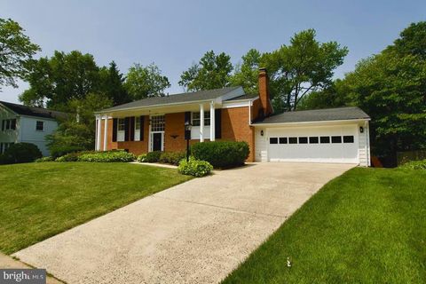 1318 MACBETH STREET MCLEAN VA 22102