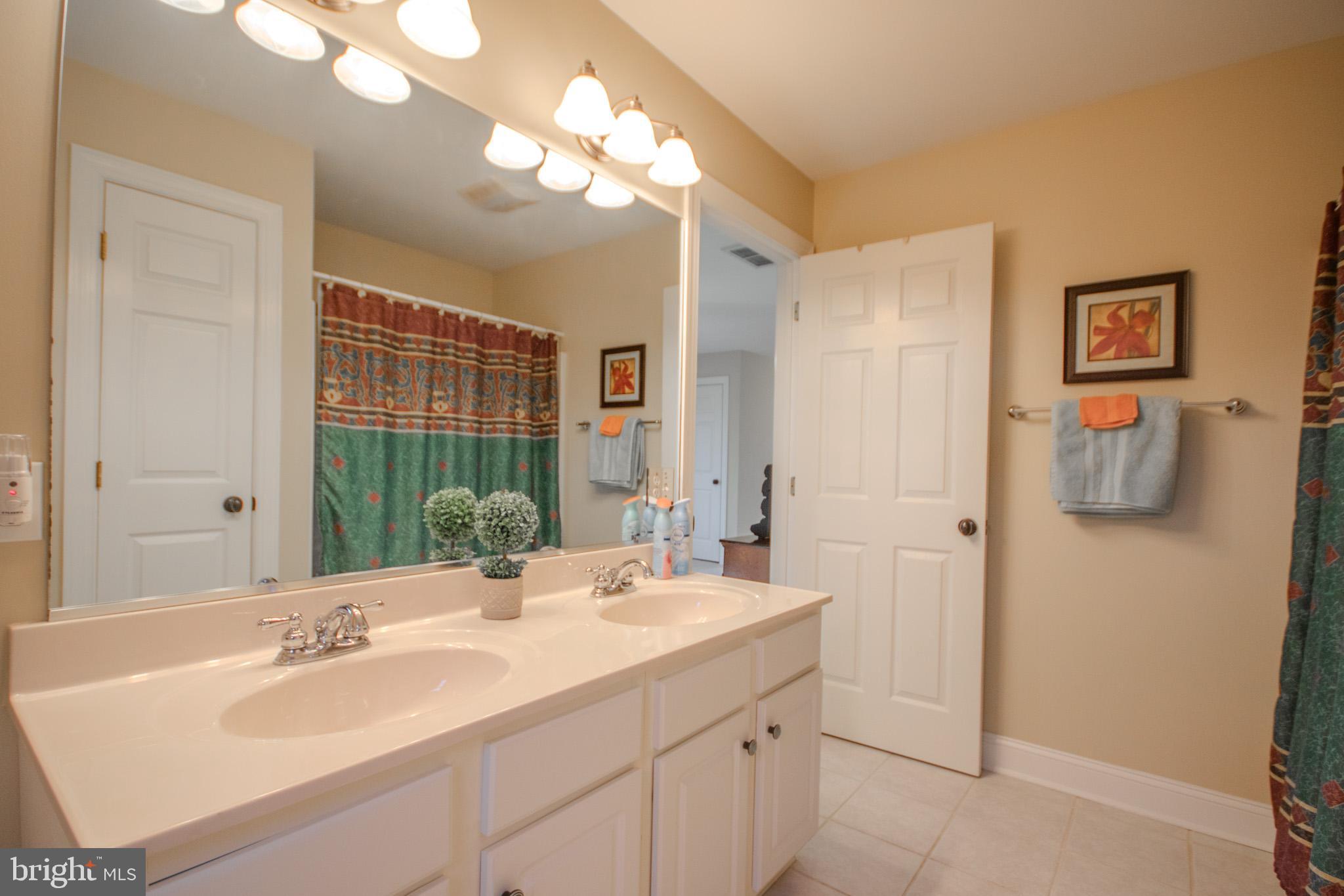 OLDE TOWN - Residential