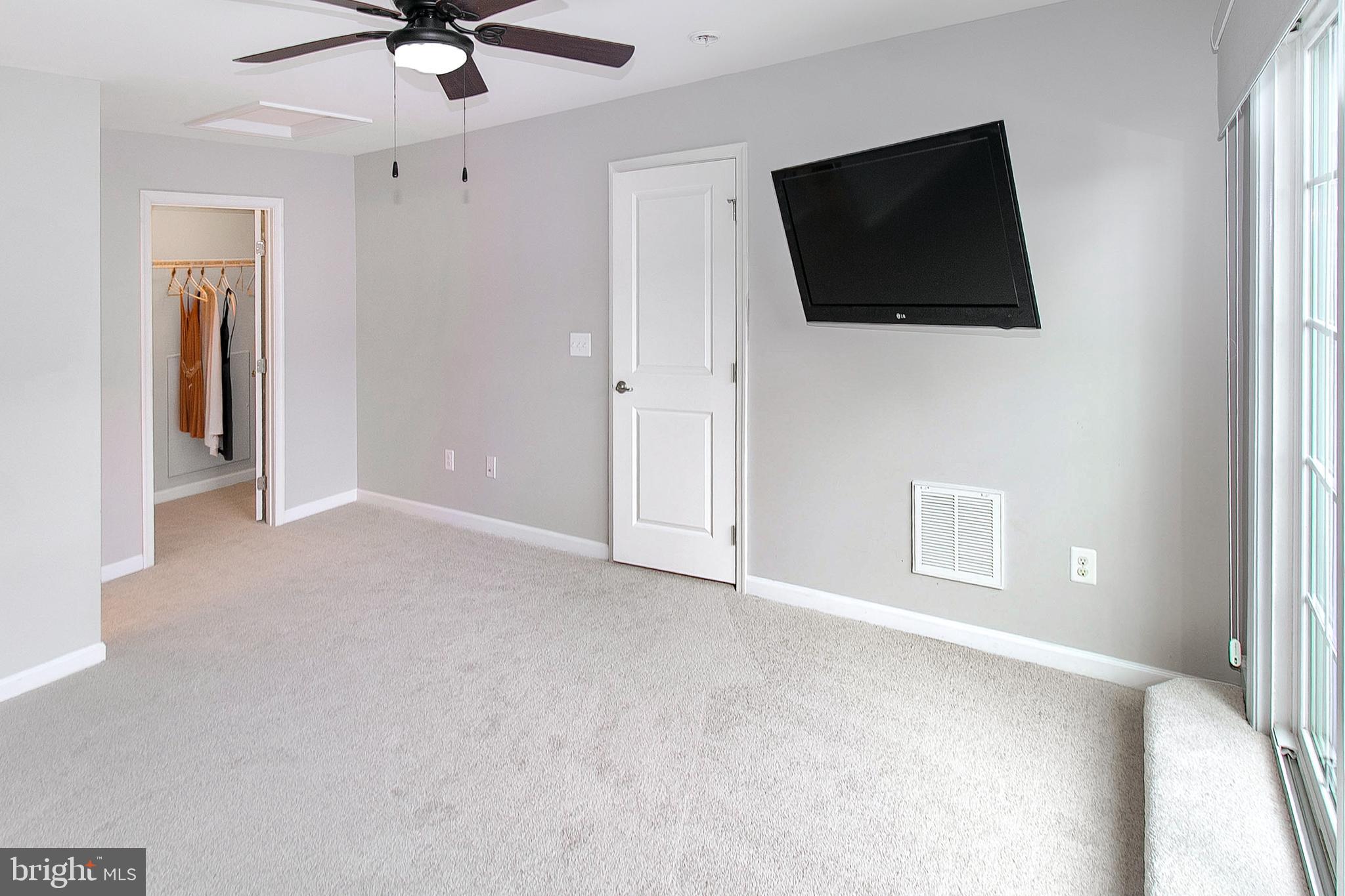 CRESCENT PLACE - Residential