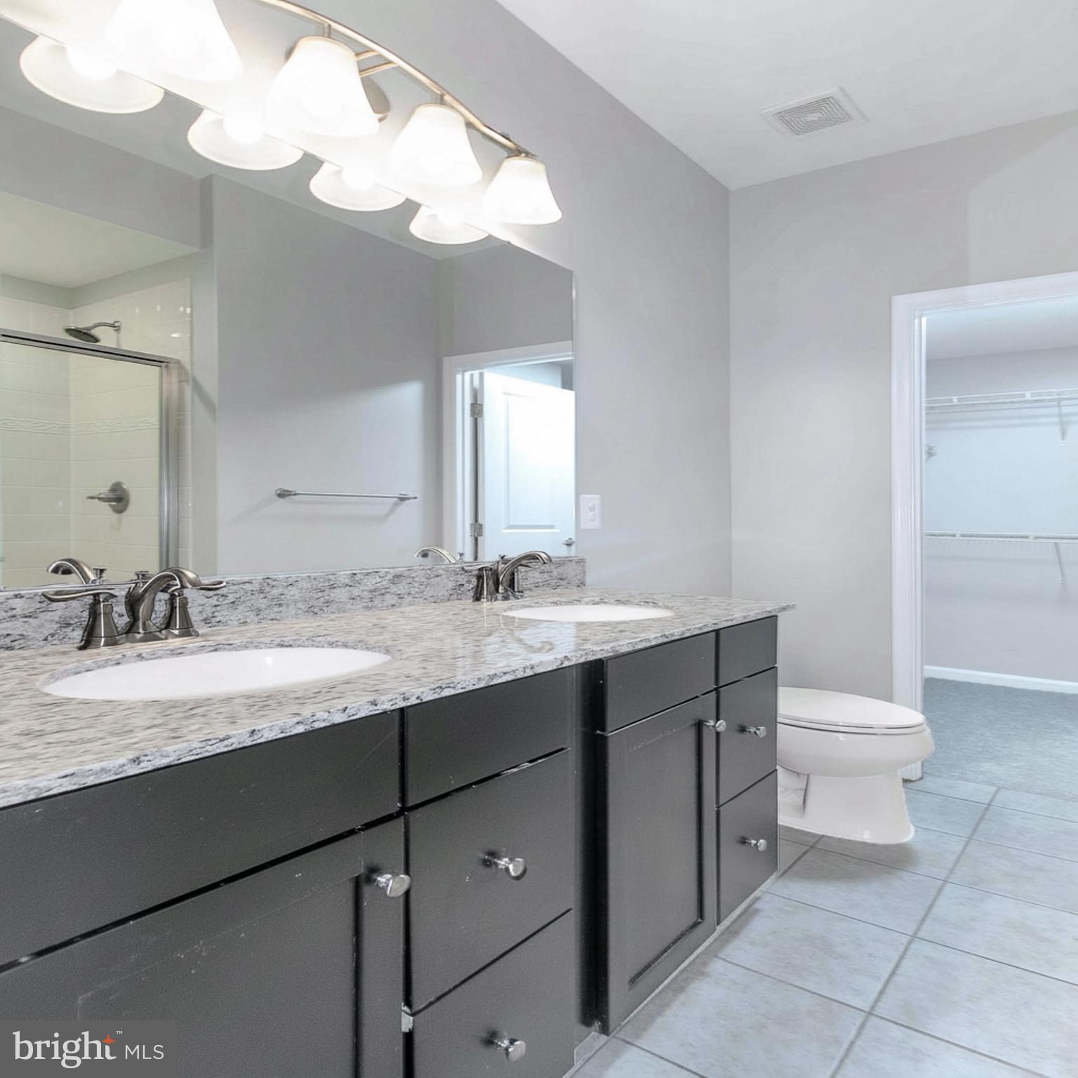 CRESCENT PLACE - Residential