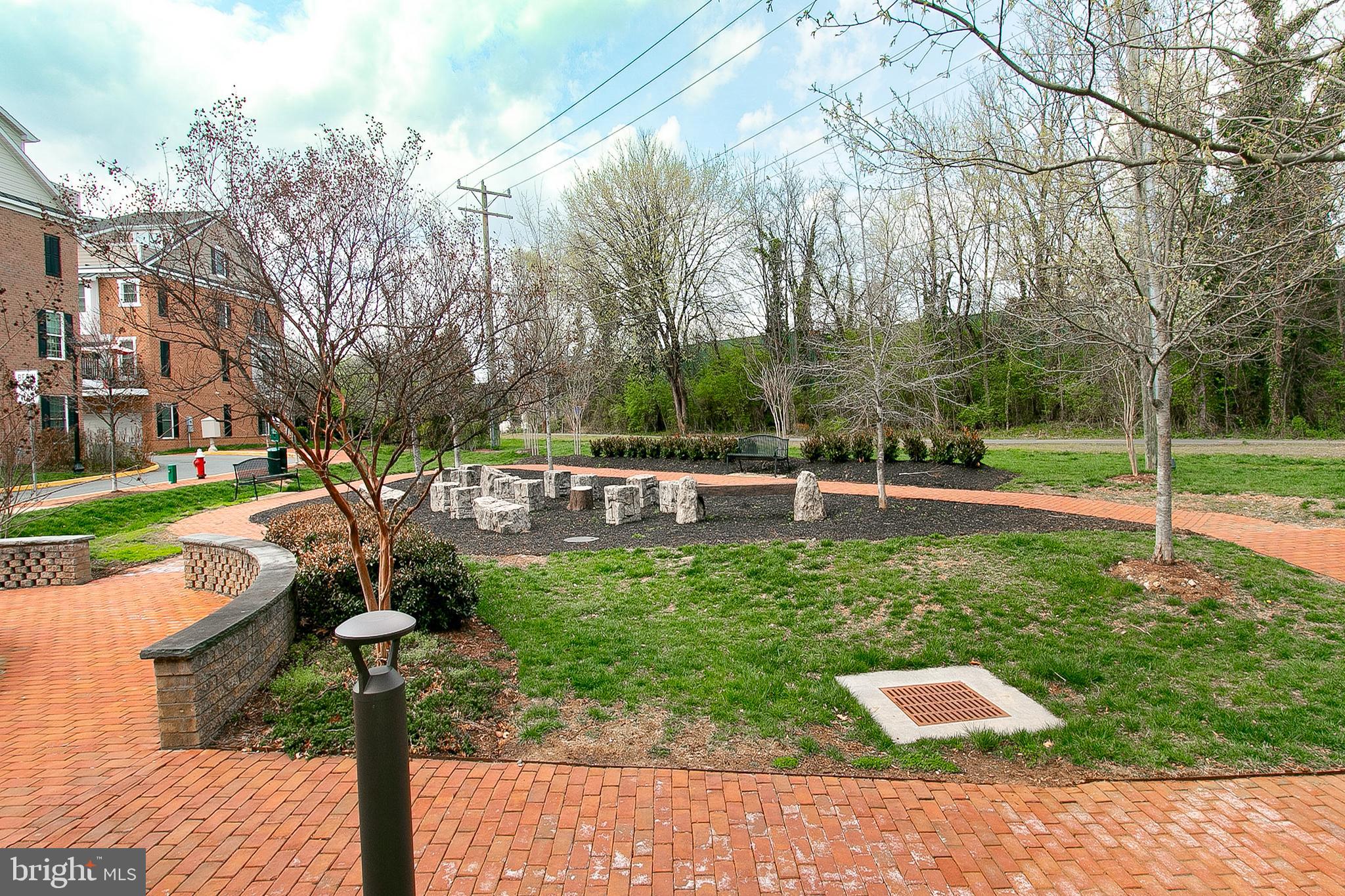 CRESCENT PLACE - Residential