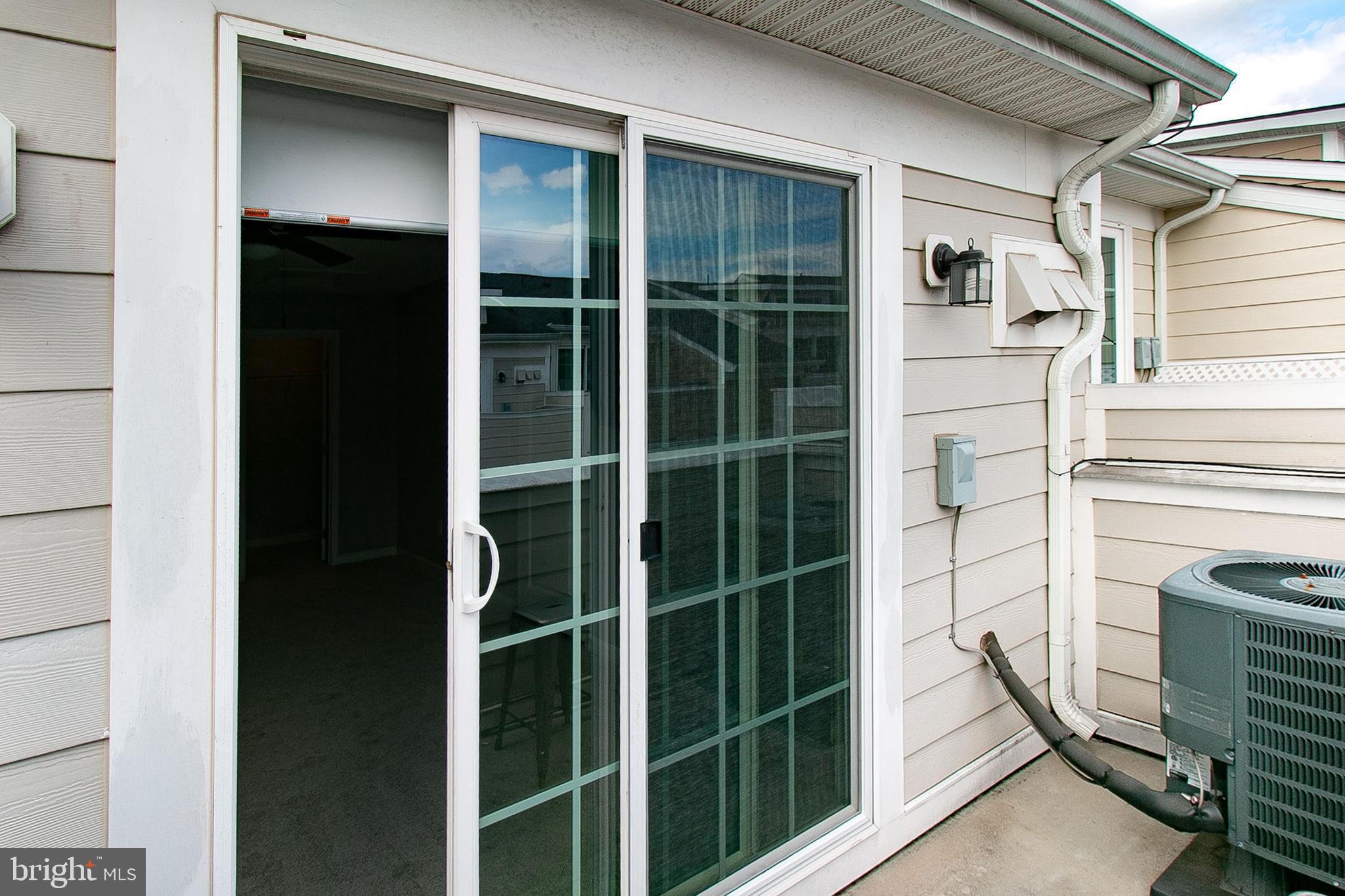 CRESCENT PLACE - Residential