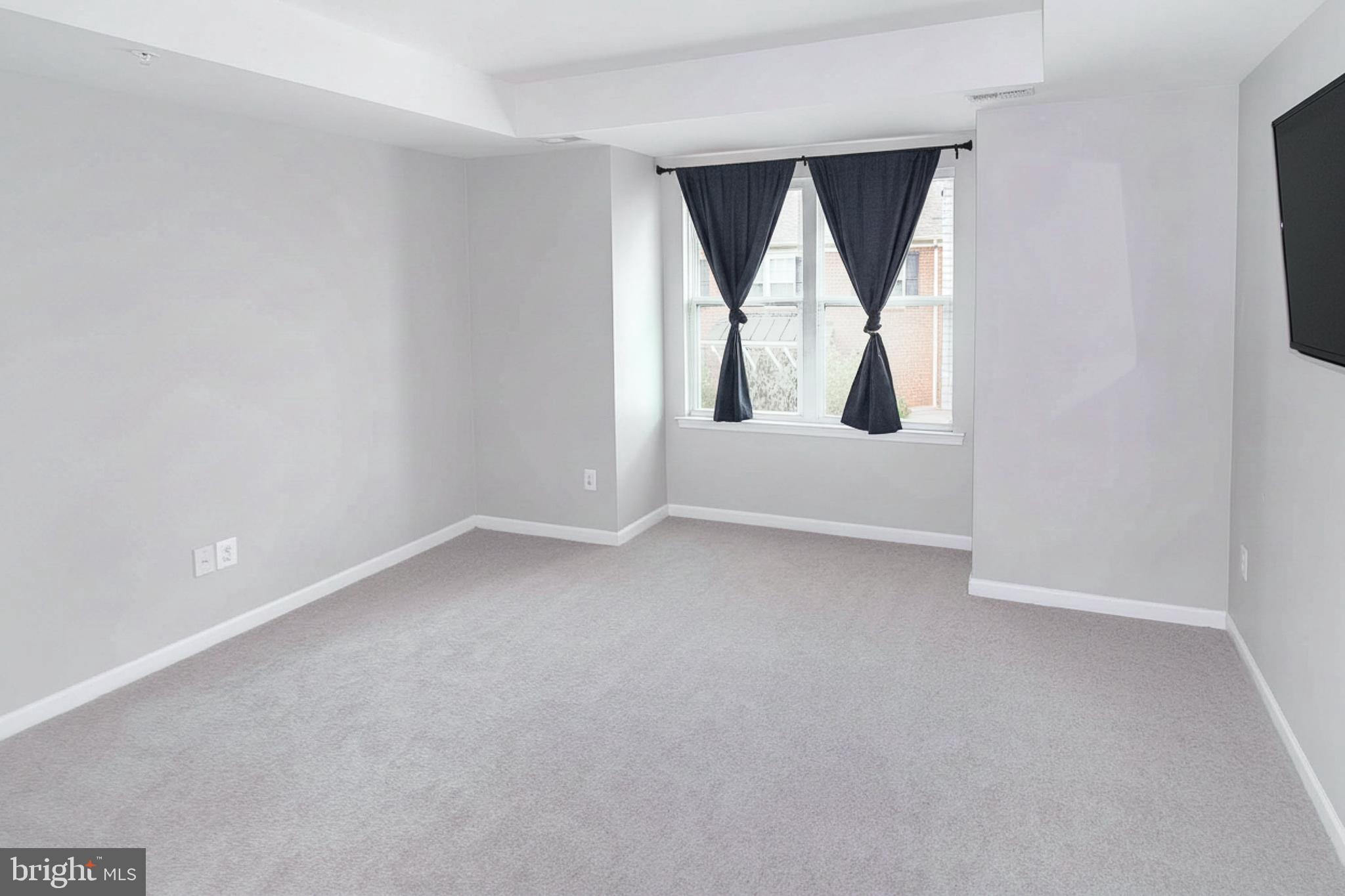 CRESCENT PLACE - Residential