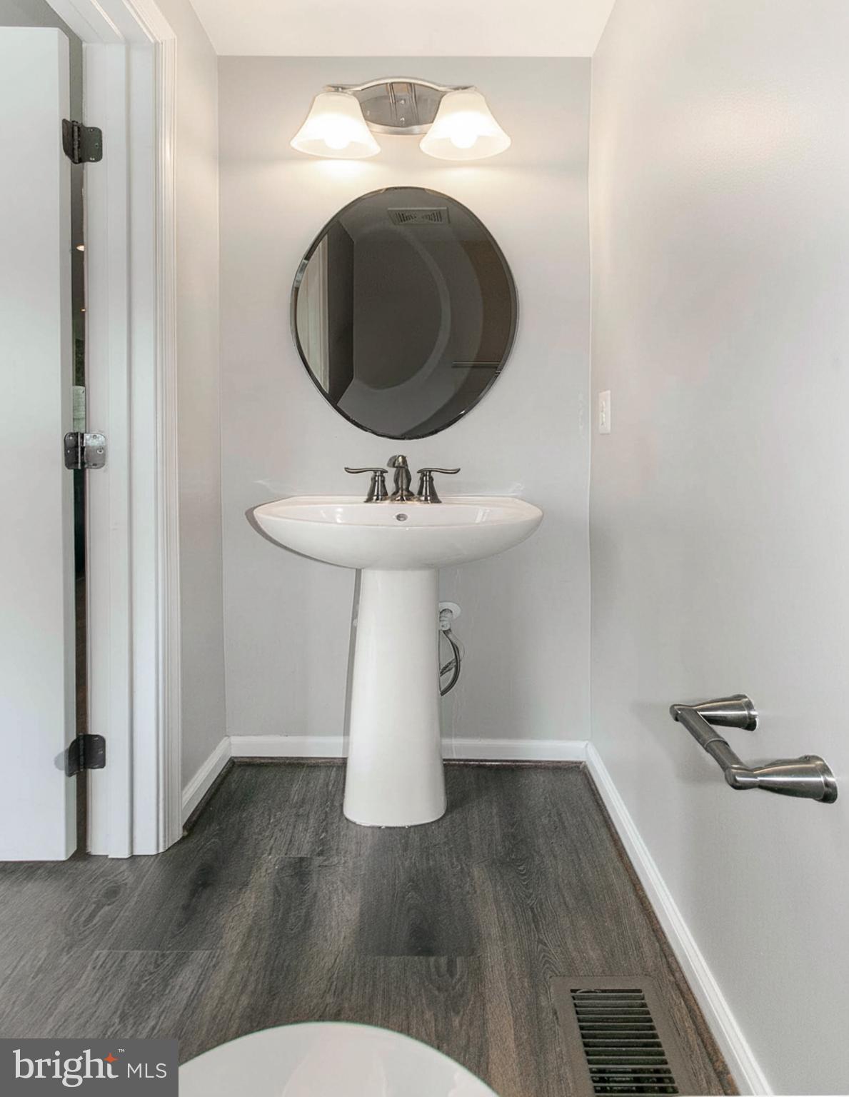 CRESCENT PLACE - Residential