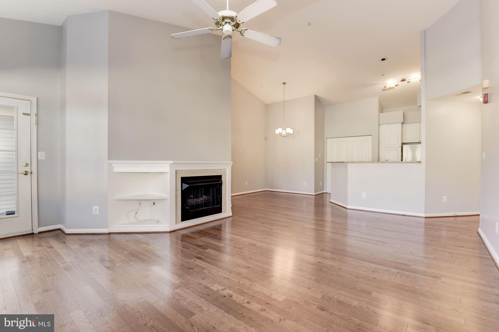 CARDINAL PLACE - Residential