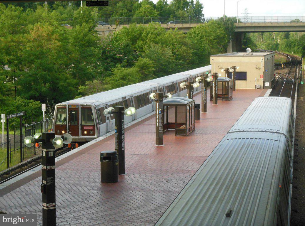 CARDINAL PLACE - Residential