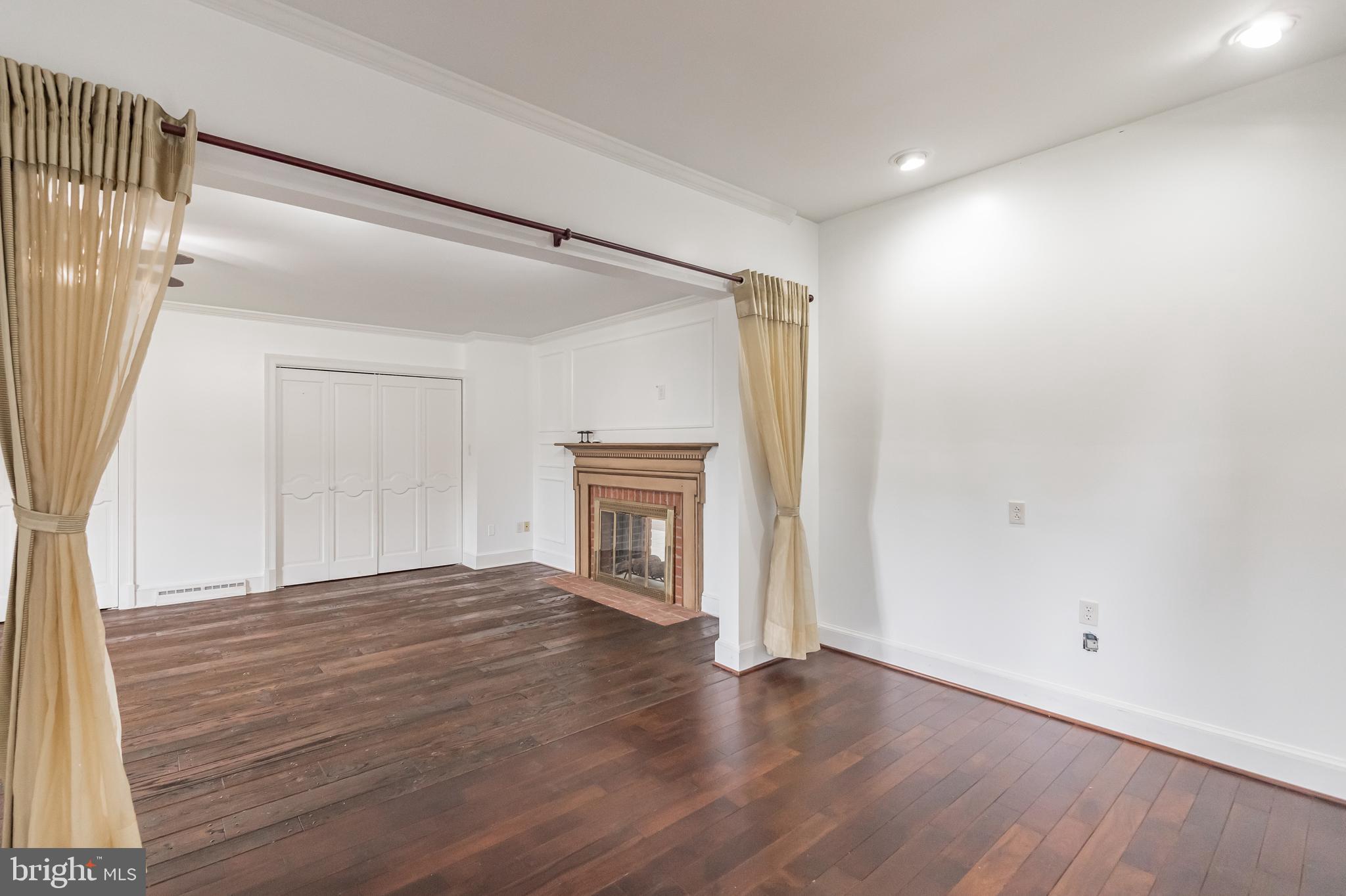 WOODLAND - Residential