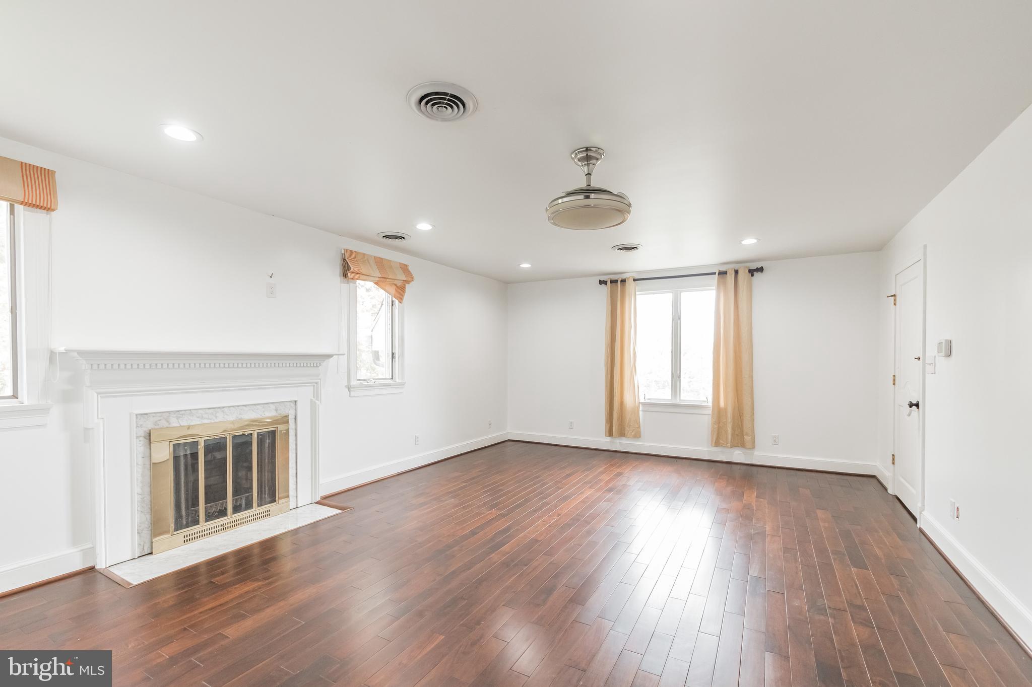 WOODLAND - Residential