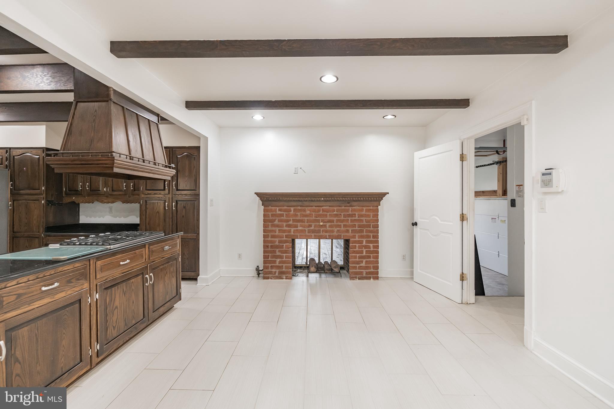 WOODLAND - Residential