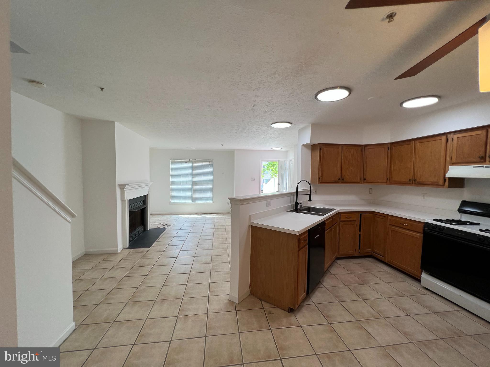 QUAIL RUN - Residential Lease