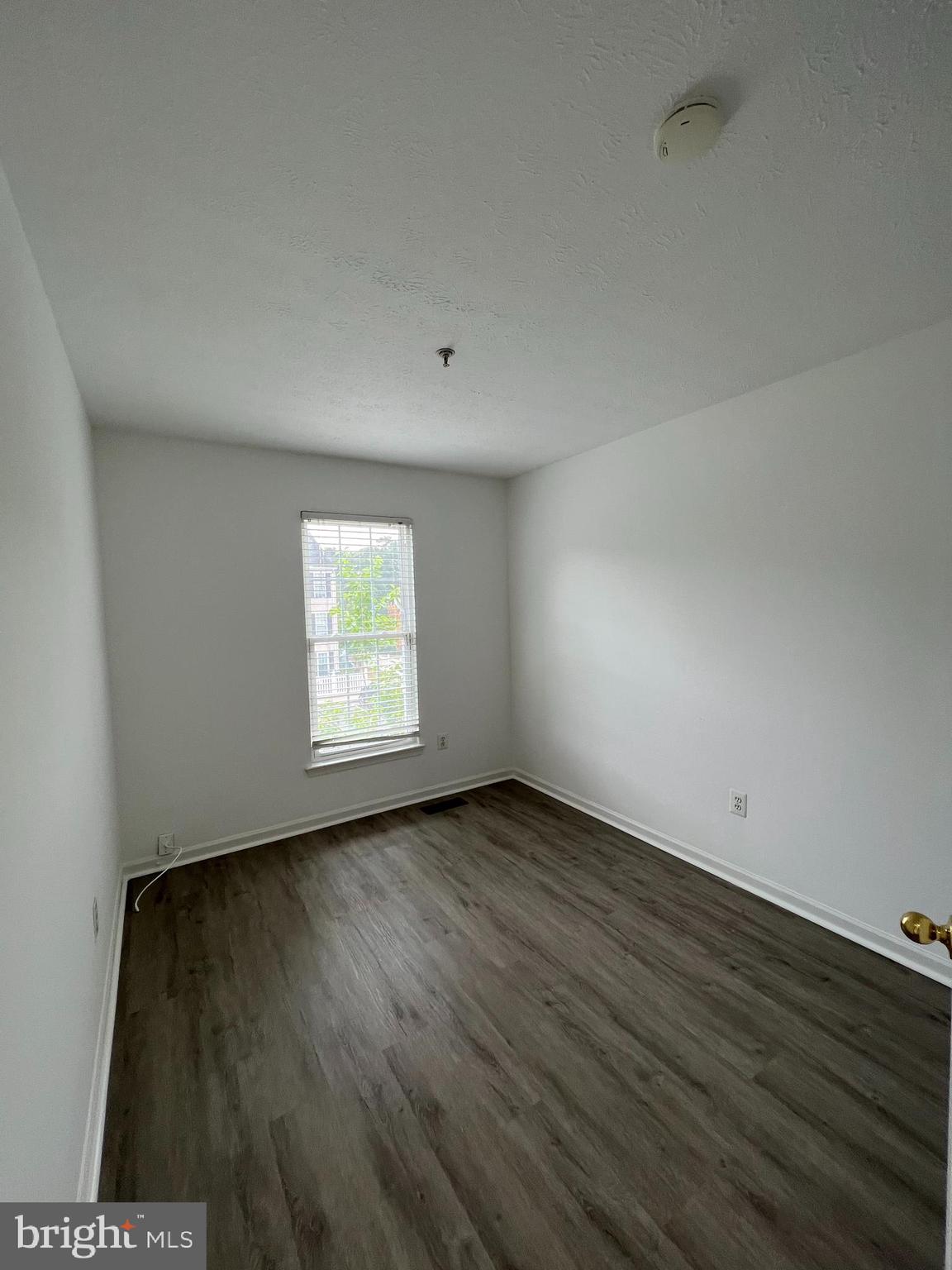 QUAIL RUN - Residential Lease