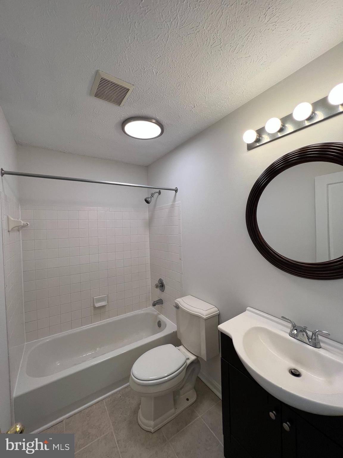 QUAIL RUN - Residential Lease