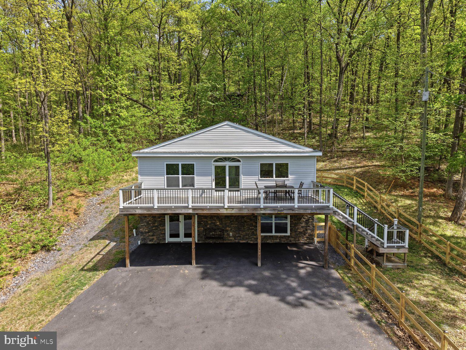 APPLE MT LAKE - Residential