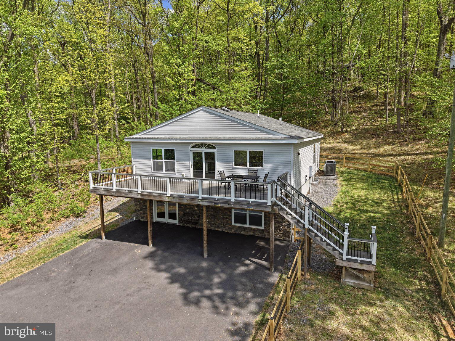 APPLE MT LAKE - Residential