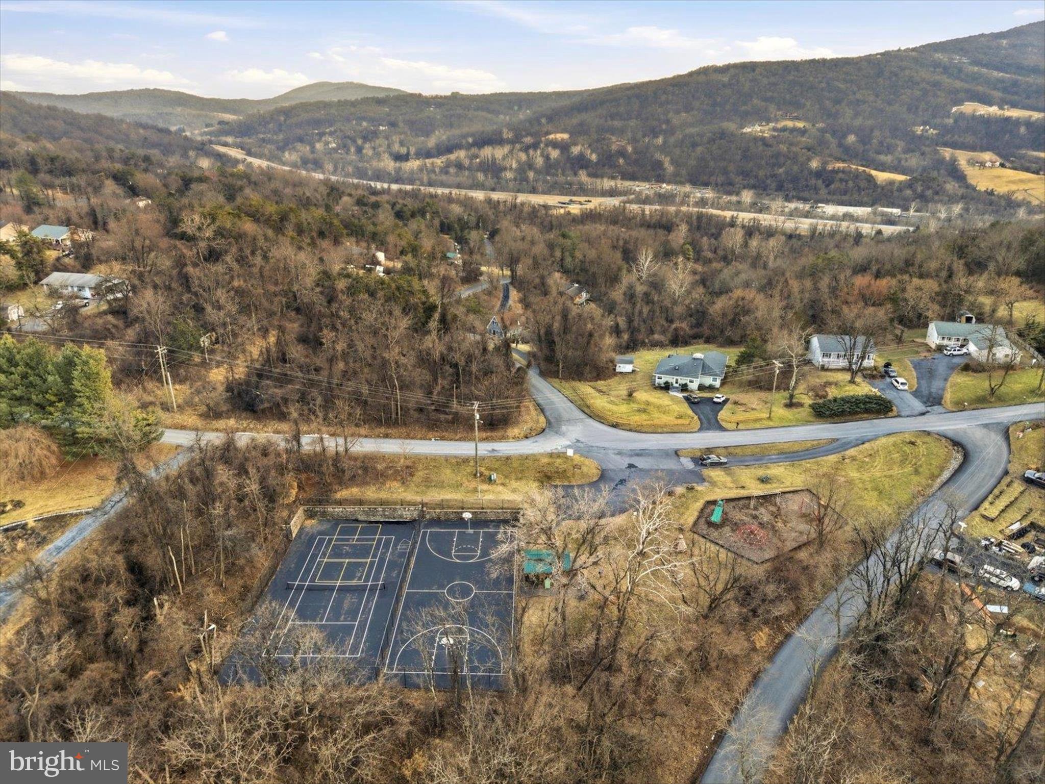 APPLE MT LAKE - Residential