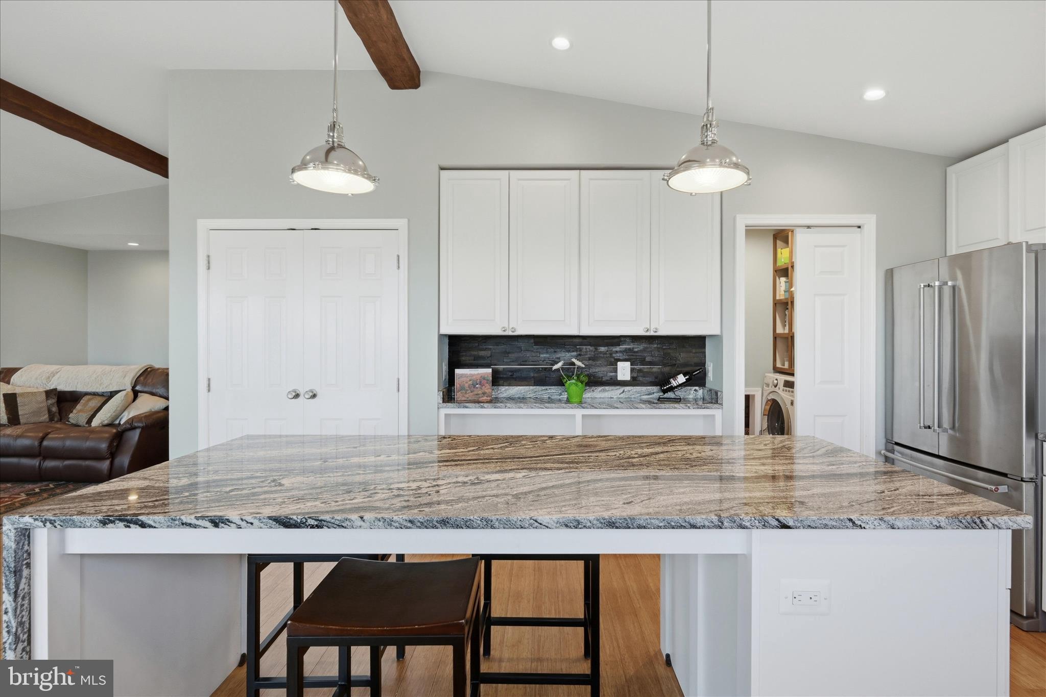 APPLE MT LAKE - Residential