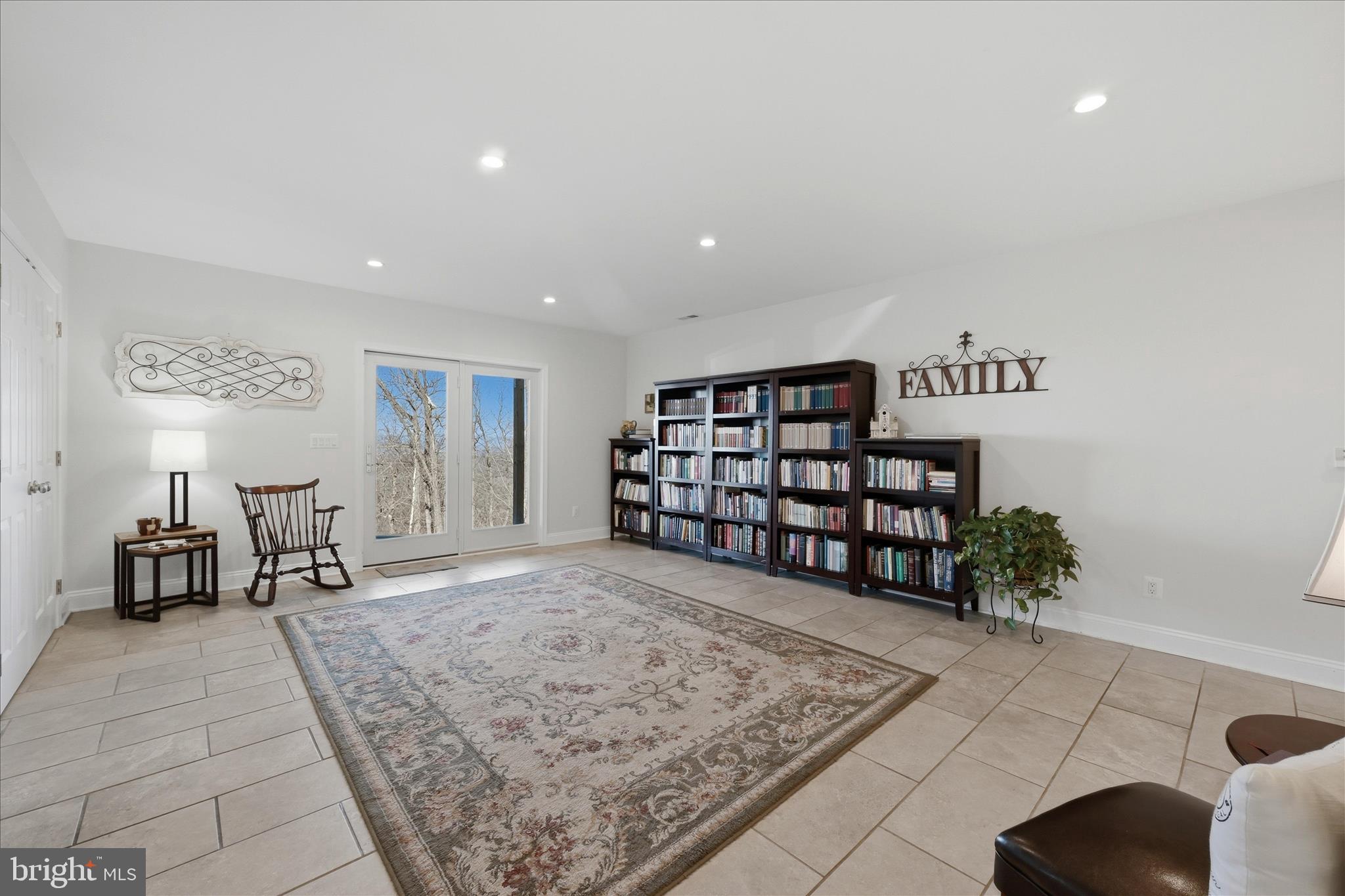 APPLE MT LAKE - Residential