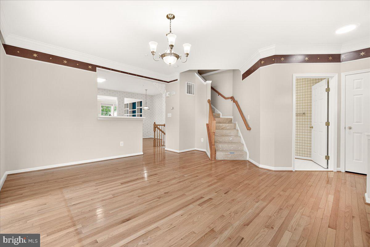 DEARBOUGHT - Residential