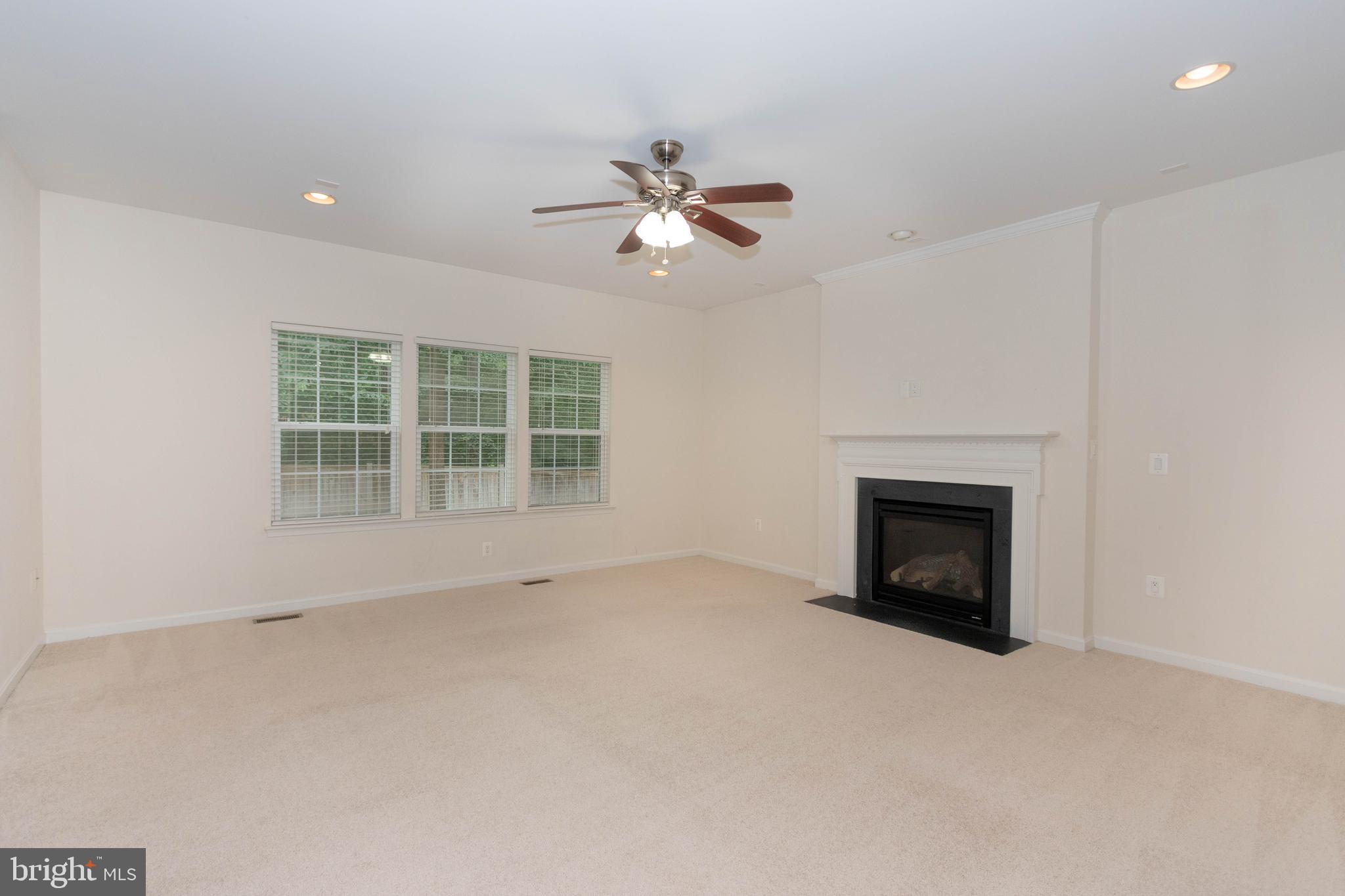 VAN BUREN VILLAGE - Residential Lease