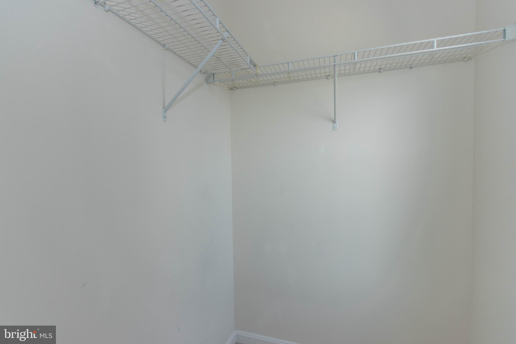 VAN BUREN VILLAGE - Residential Lease