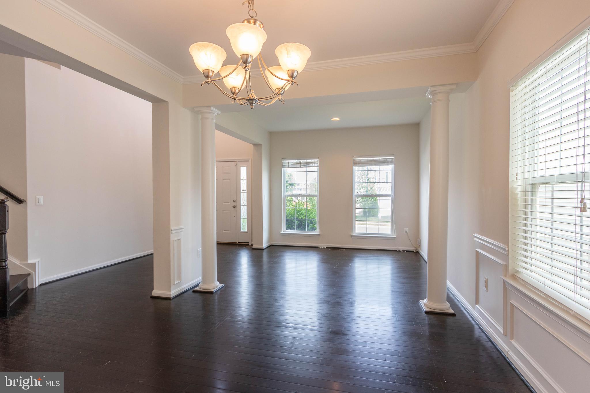 VAN BUREN VILLAGE - Residential Lease