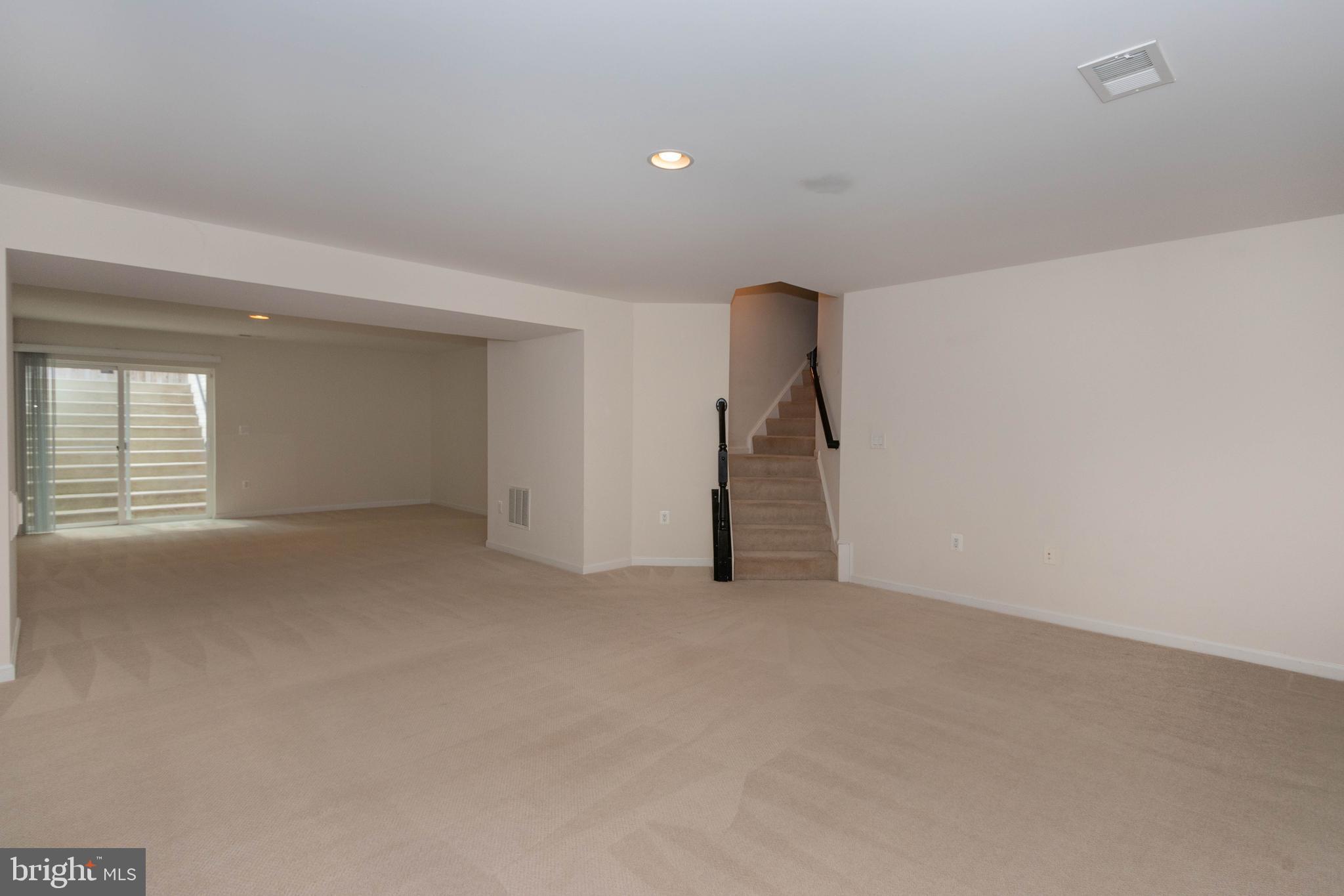 VAN BUREN VILLAGE - Residential Lease